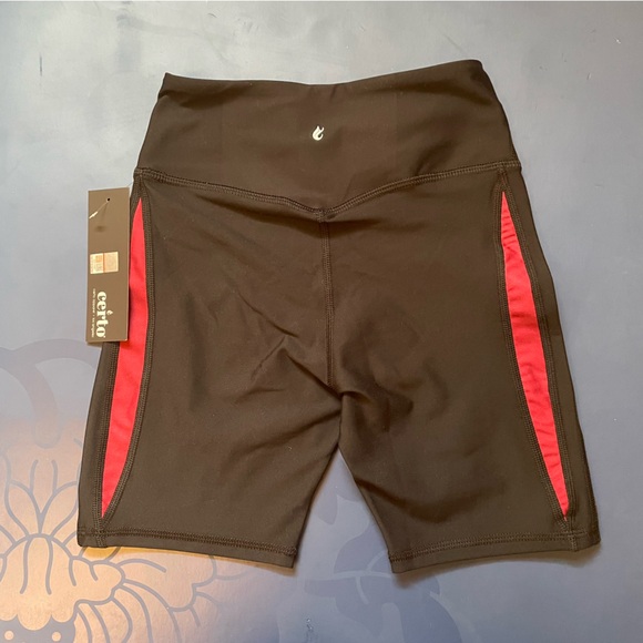 UMASS ATHLETICS BIKE SHORTS - Picture 3 of 3